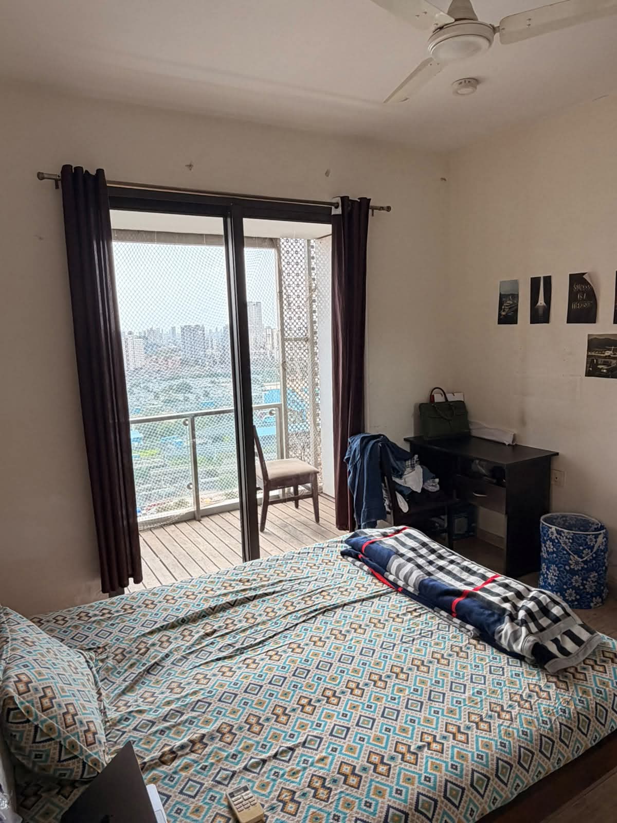 Flat photo